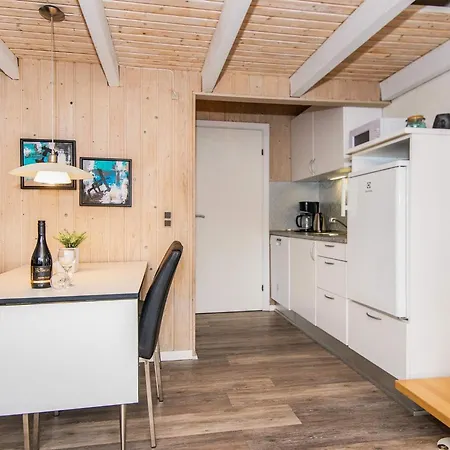 Semesterbostad 6 Person Holiday Home On A Holiday Park In Hemmet