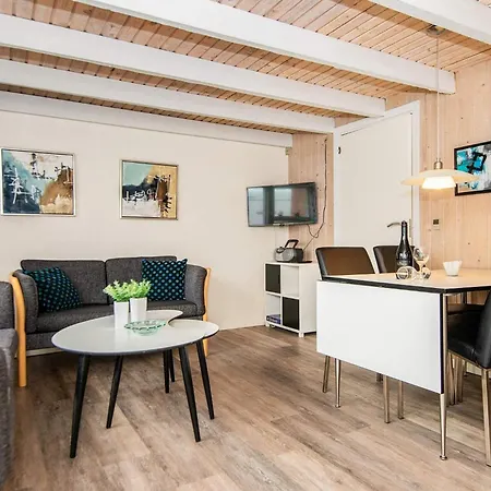 6 Person Holiday Home On A Holiday Park In Hemmet